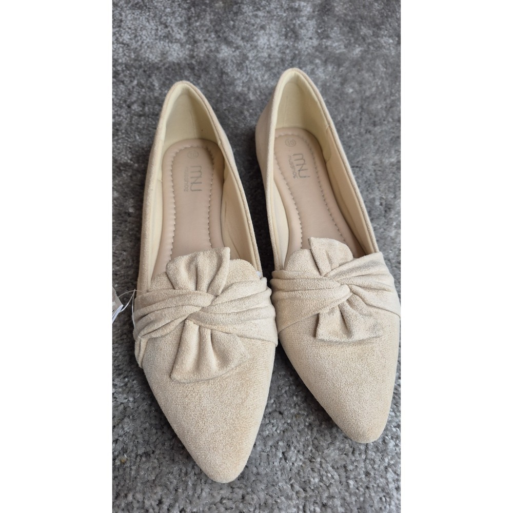 NEW MUSSHOE Flats Womens 9 Comfortable Slip On Soft Comfy Pointed‎ Toe Tan